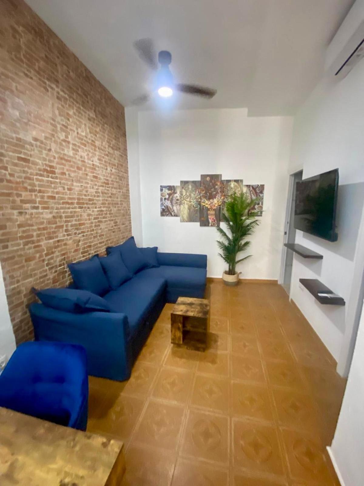 Casa Naty, Espacioso Renovado Apartamento En El Centro De Málaga Esterno foto