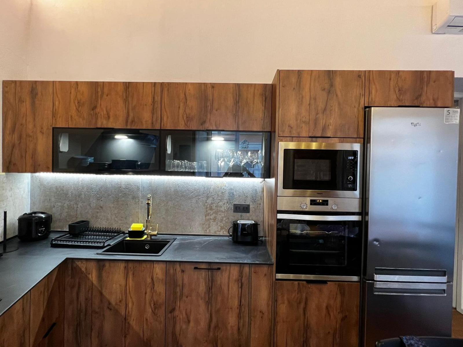 Casa Naty, Espacioso Renovado Apartamento En El Centro De Málaga Esterno foto